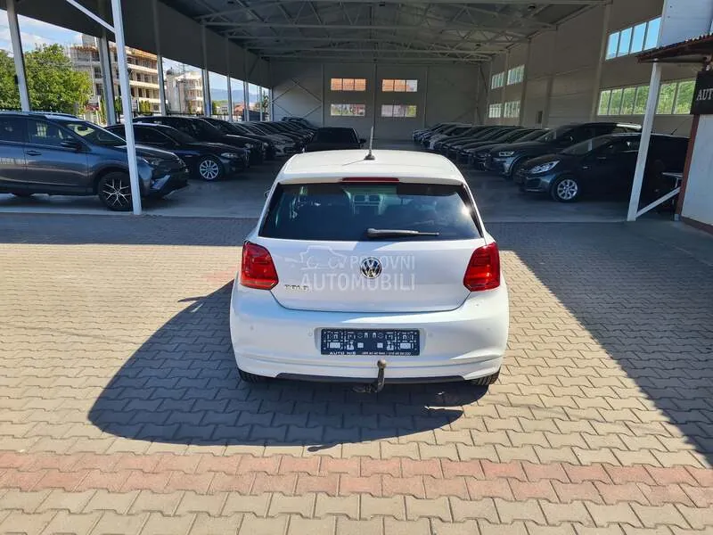 Volkswagen Polo 2015 photo 4