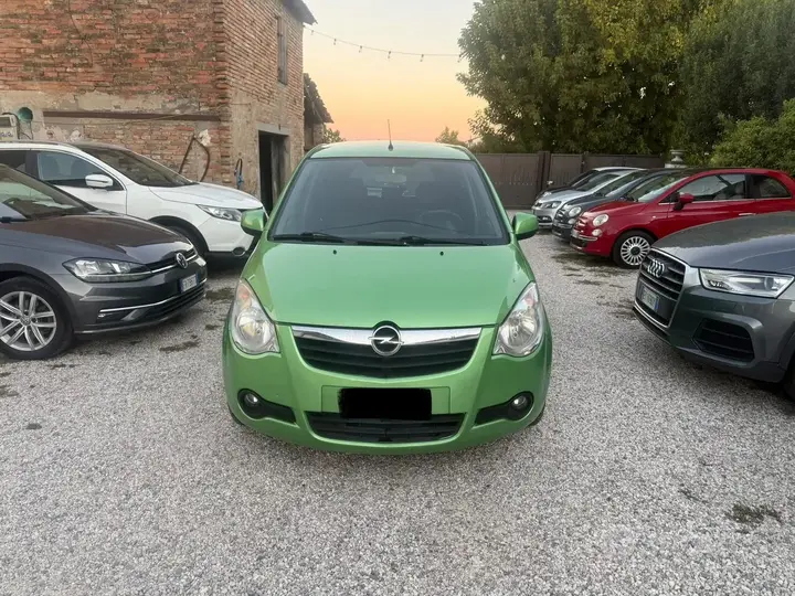 Opel Agila