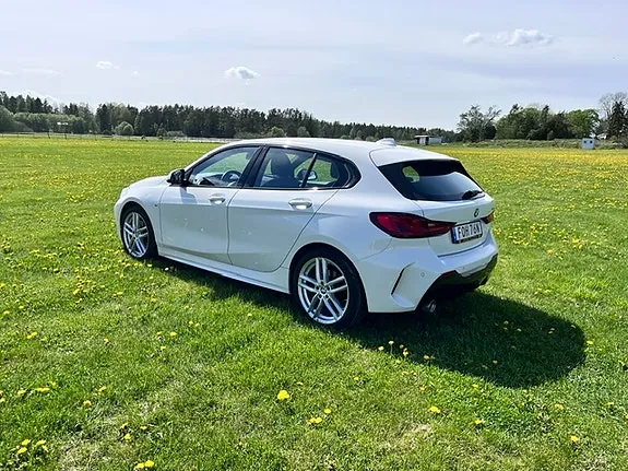 BMW 118I 2021 photo 2