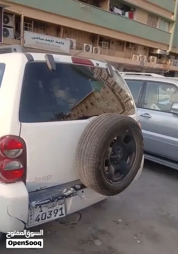 Jeep Liberty 2005 photo 4