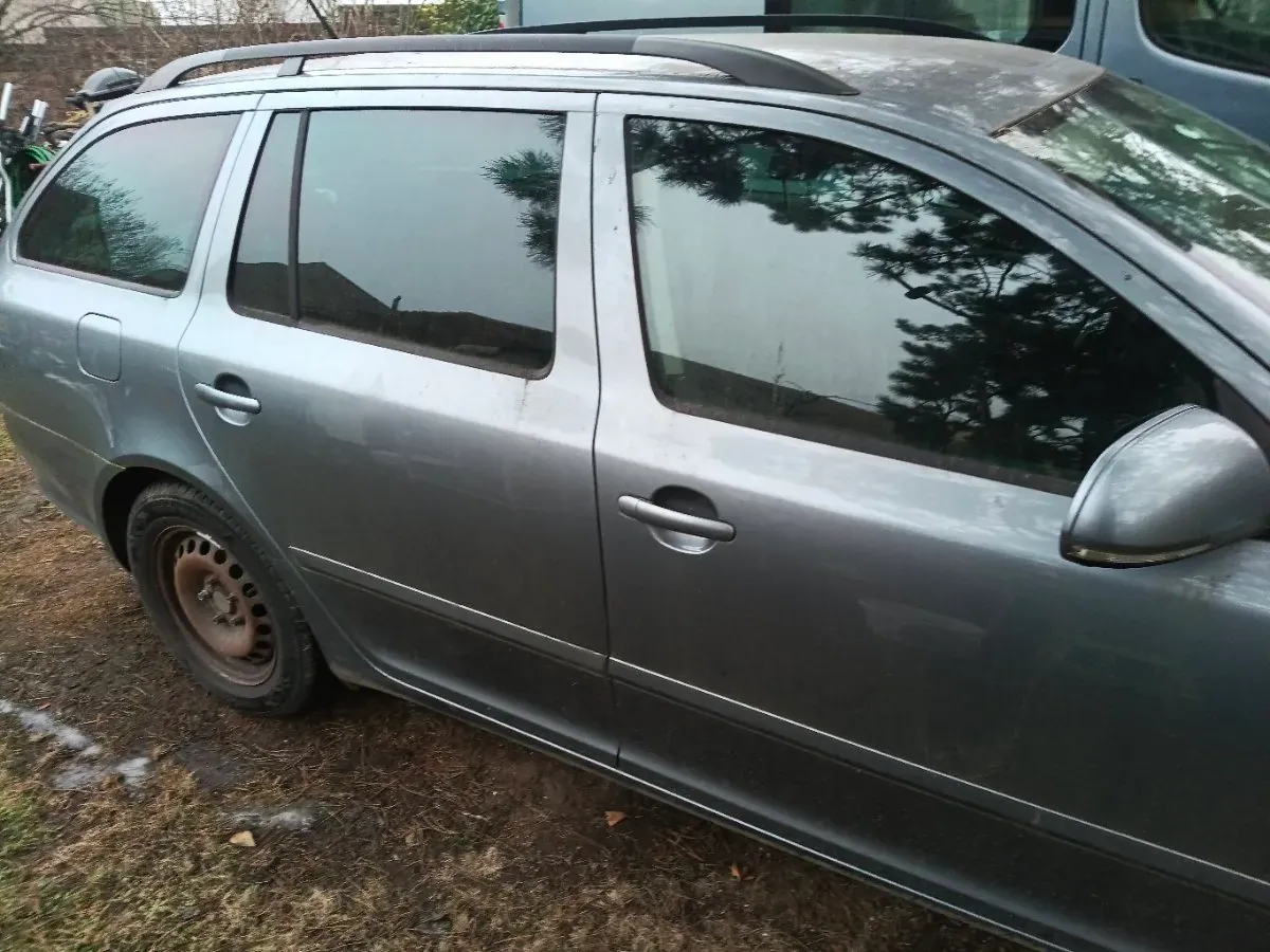 Skoda Octavia 2013 photo 3
