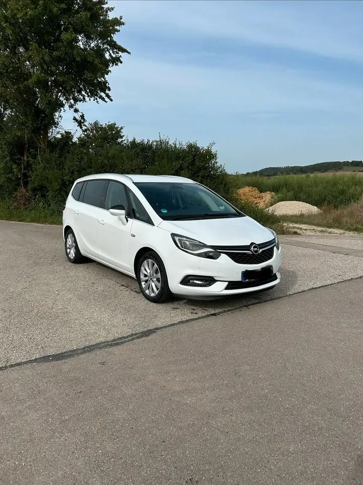 Opel Zafira C