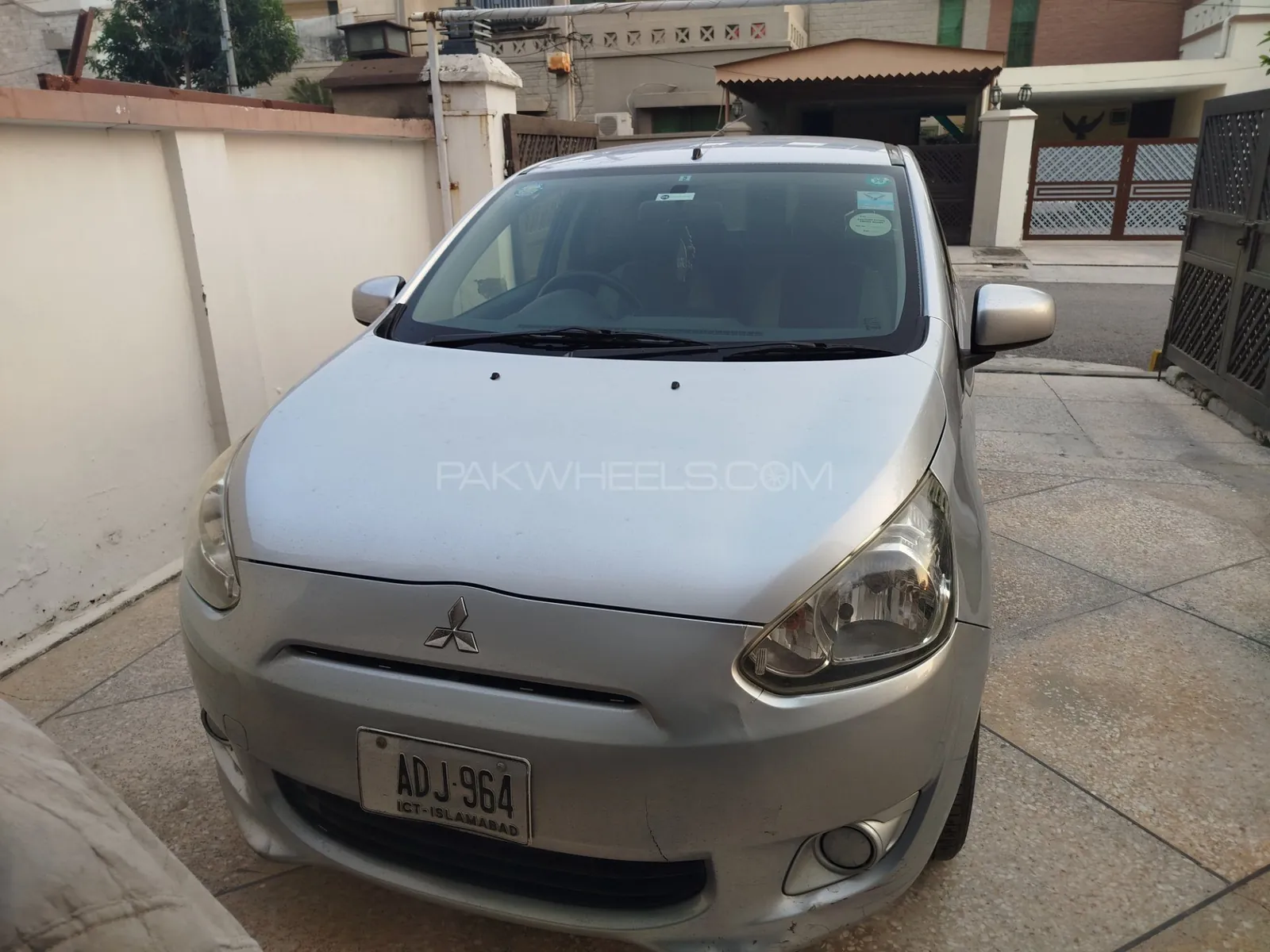 Mitsubishi Mirage