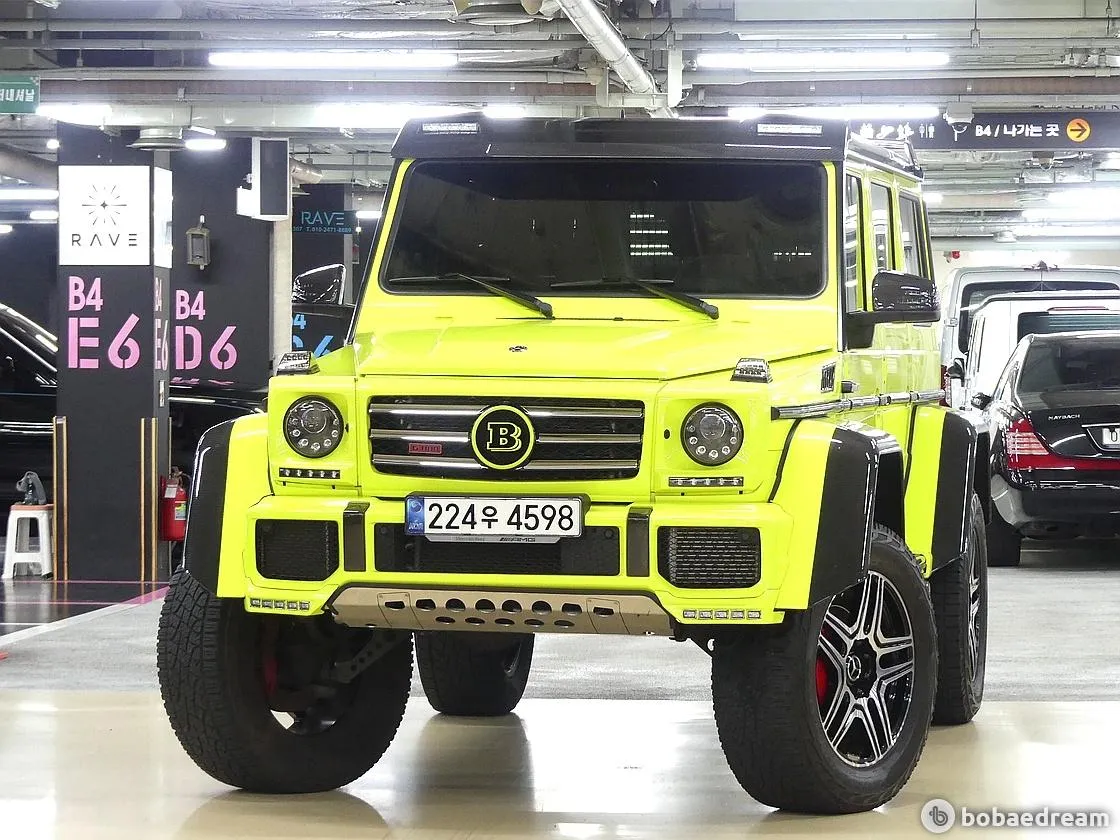 Mercedes-Benz G500