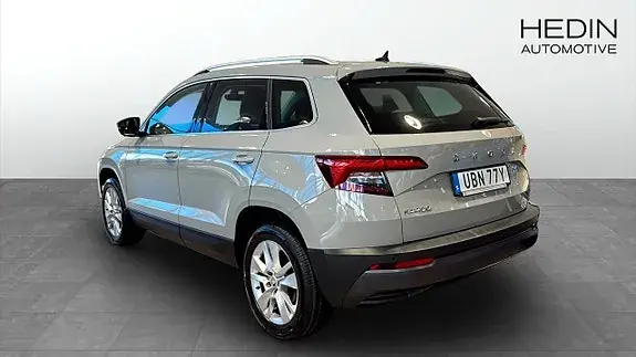 Skoda Karoq 2021 photo 2