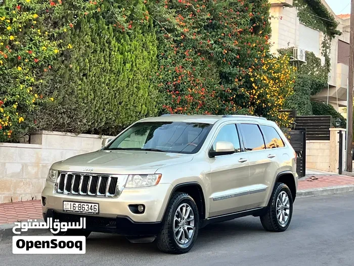 Jeep Grand Cherokee 2011 photo 4