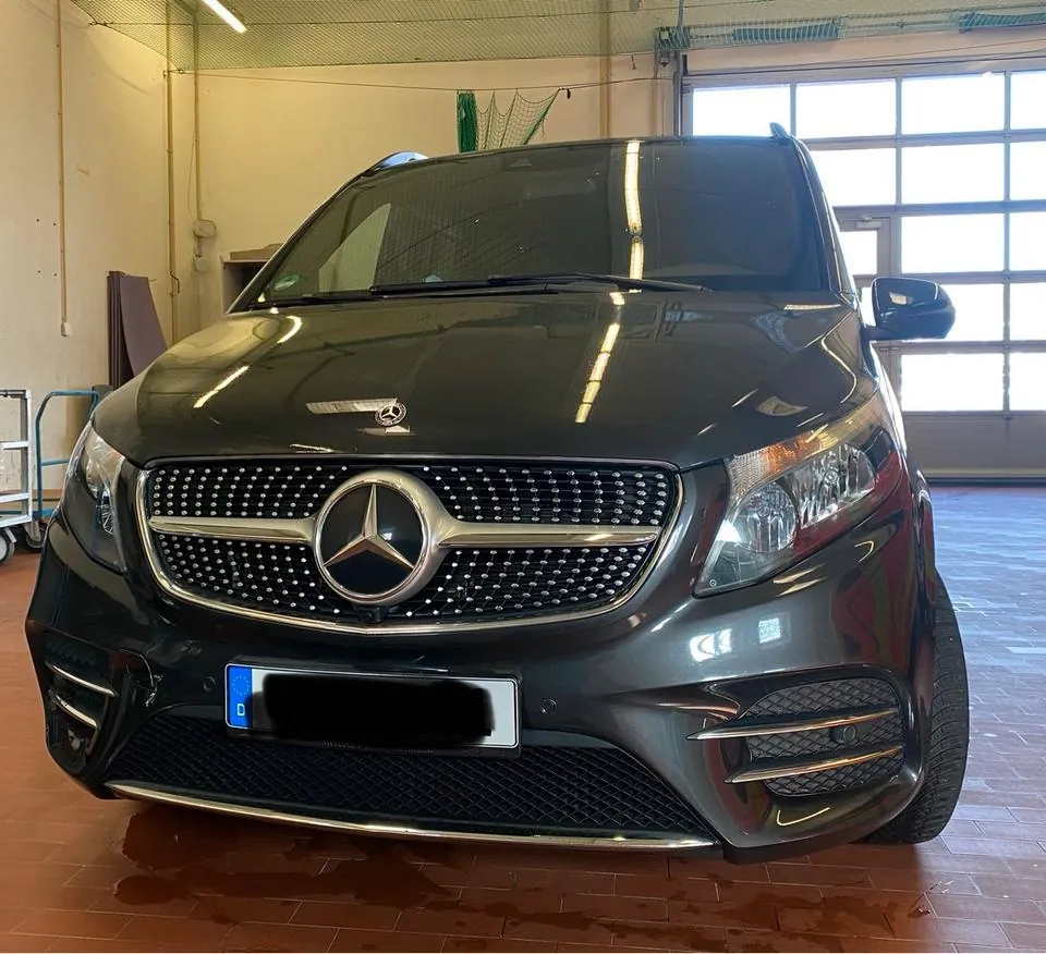 Mercedes-Benz V-Class