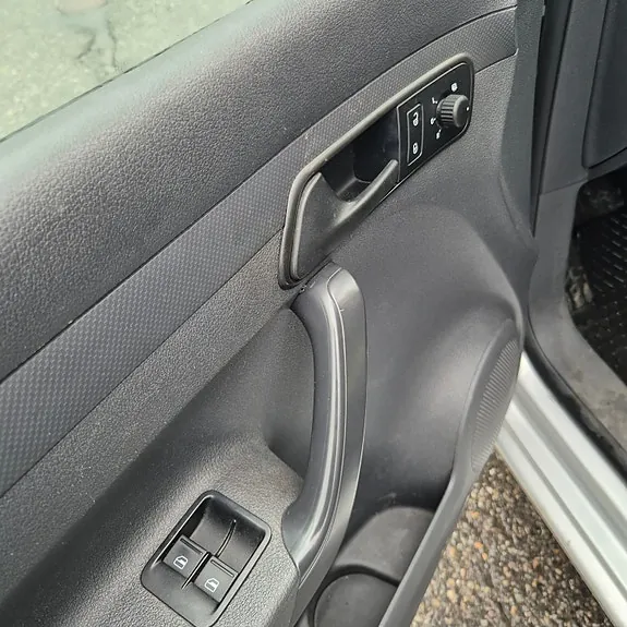 Volkswagen Caddy Maxi 2014 photo 5