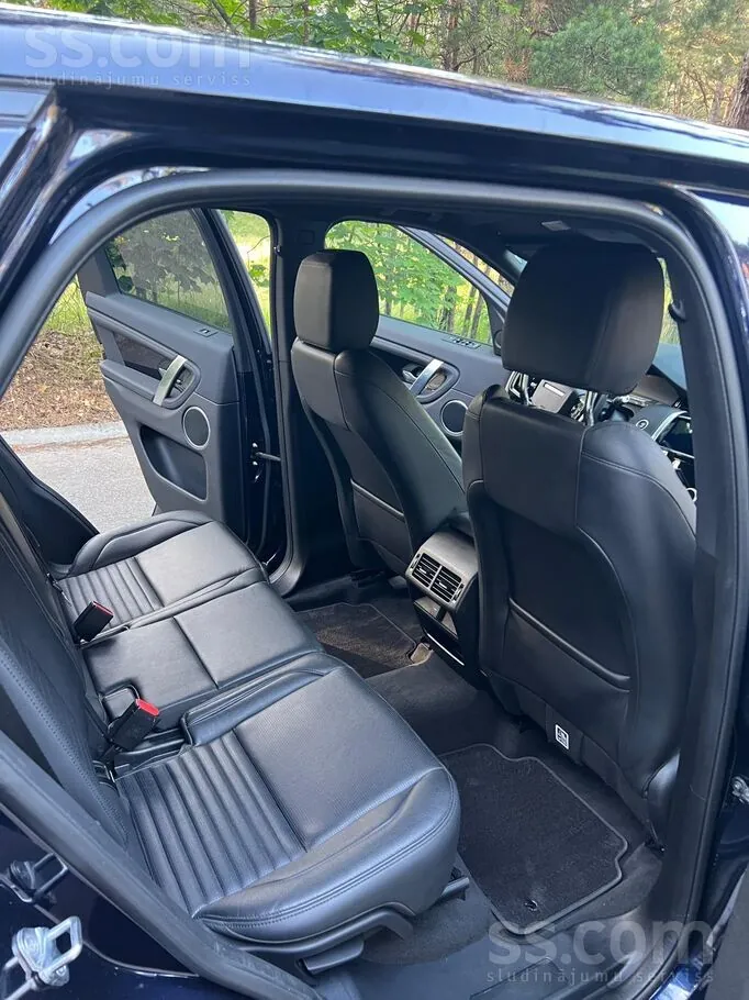 Land Rover Discovery Sport 2022 photo 3