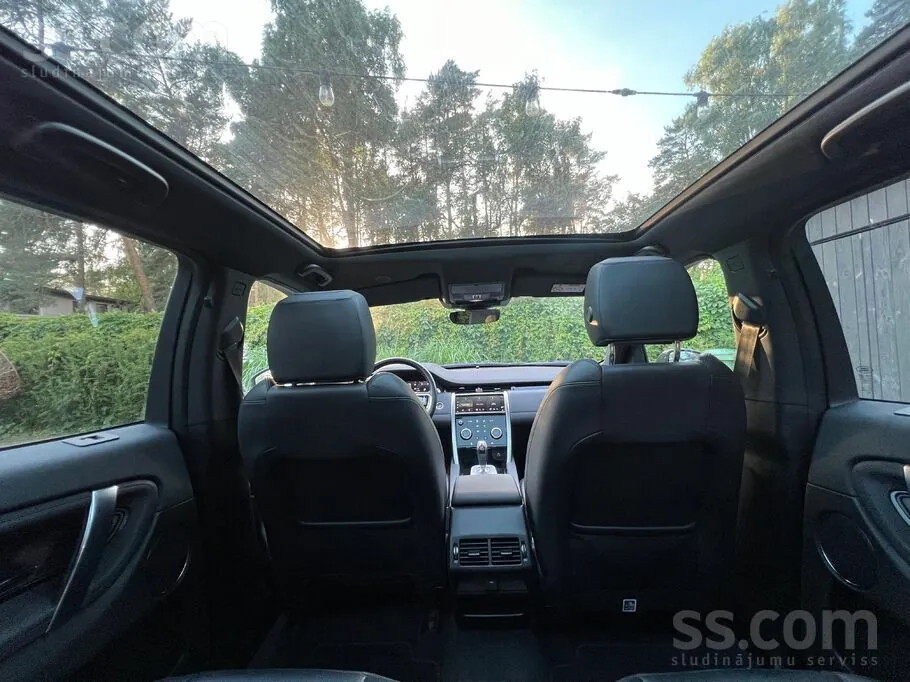 Land Rover Discovery Sport 2022 photo 4