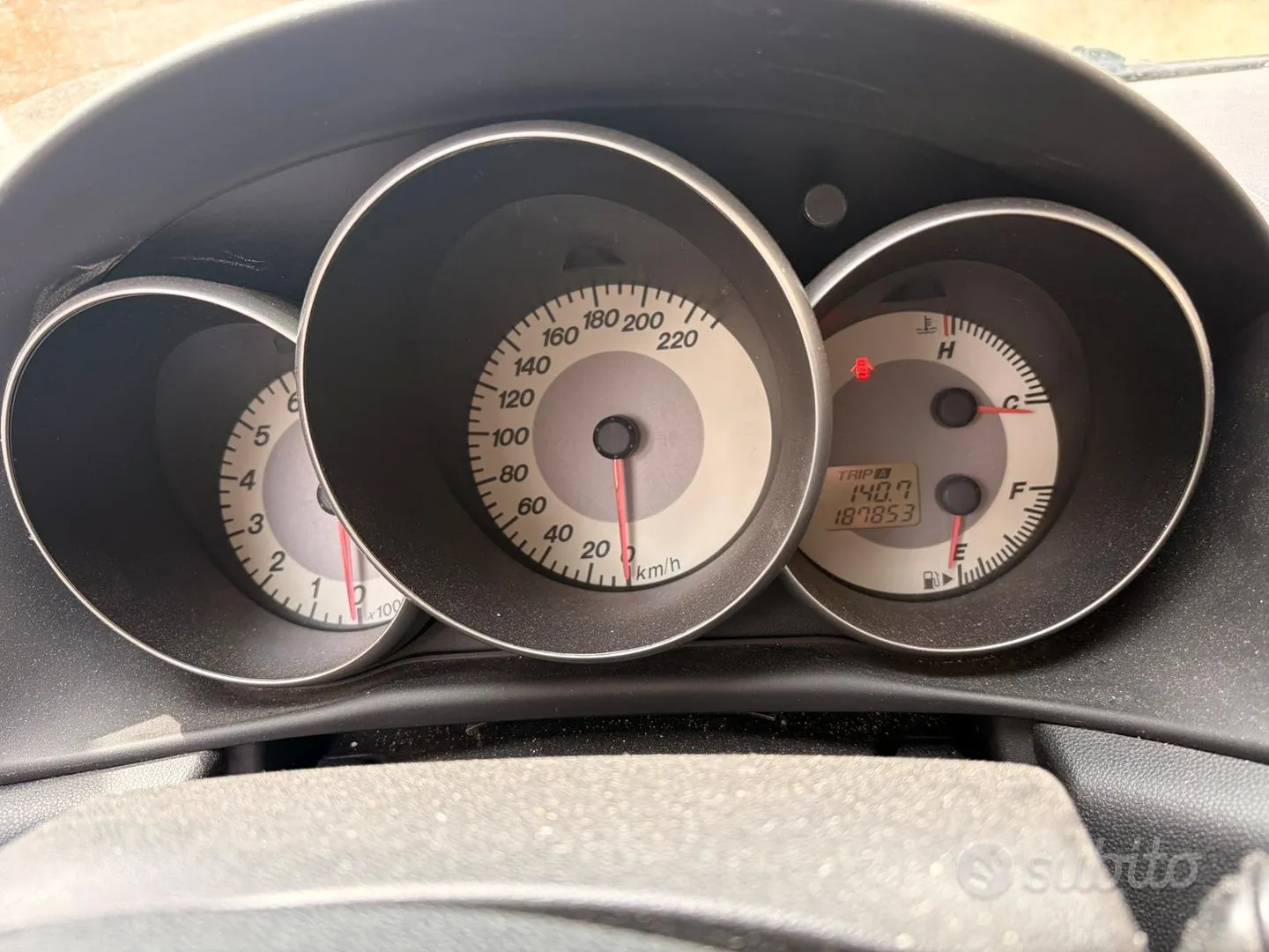 Mazda Mazda3 2006 photo 3