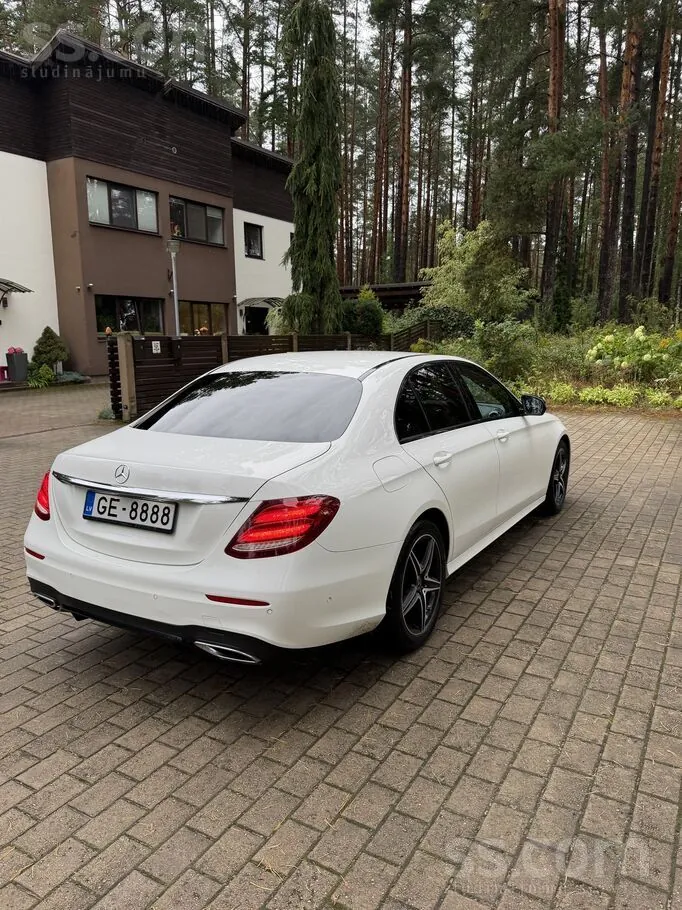 Mercedes-Benz C220 2021 photo 3