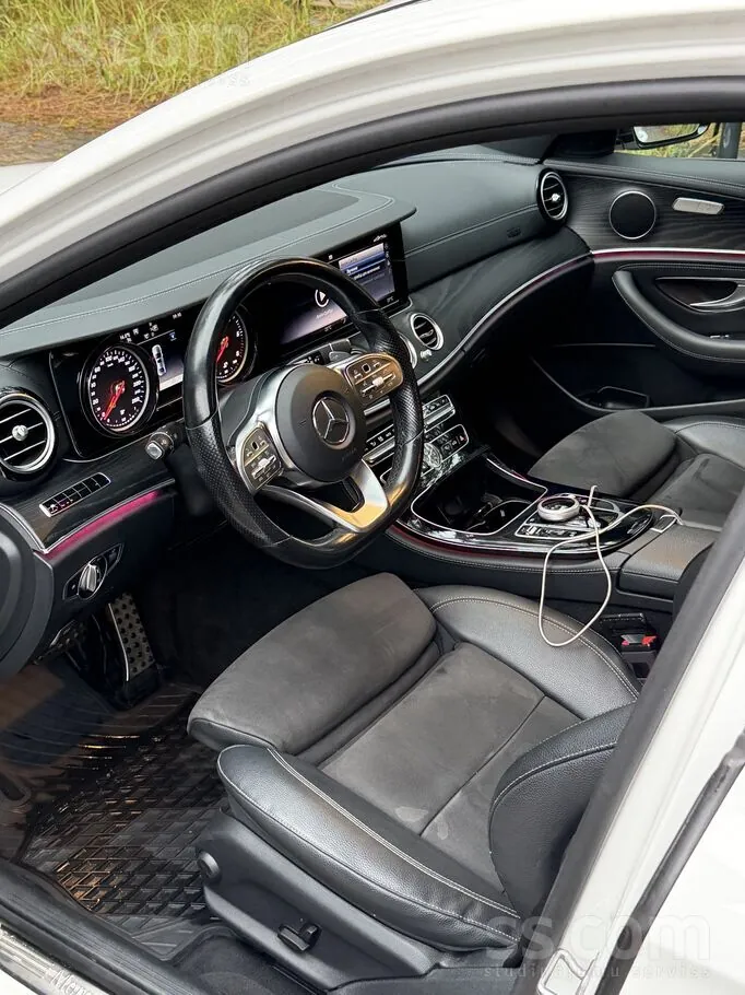 Mercedes-Benz C220 2021 photo 2