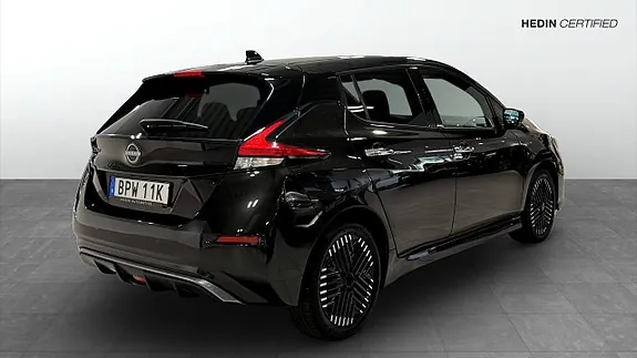 Nissan Leaf 2023 photo 2