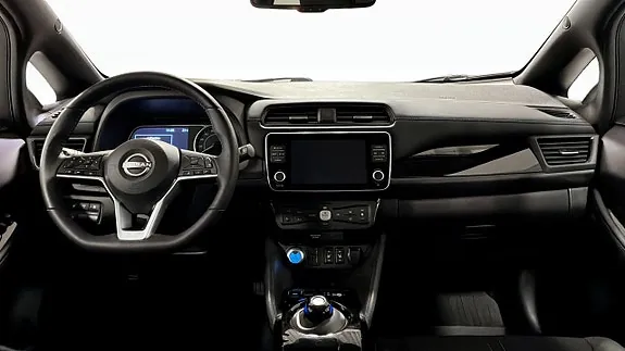 Nissan Leaf 2023 photo 4