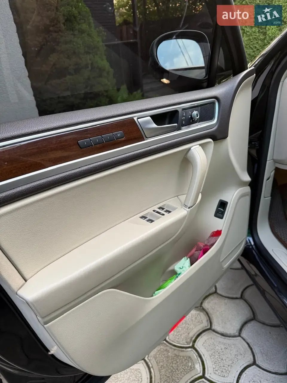 Volkswagen Touareg 2015 photo 2