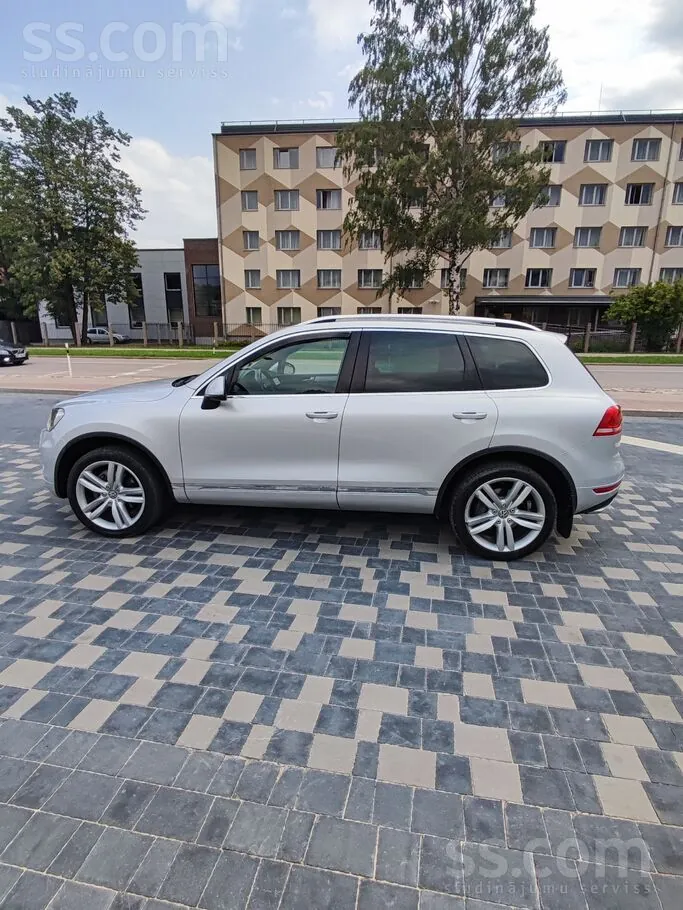 Volkswagen Touareg 2011 photo 4