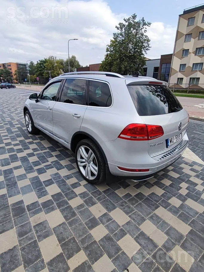 Volkswagen Touareg 2011 photo 3