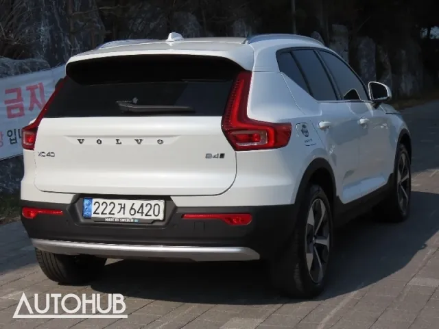 Volvo Xc40 2022 photo 3