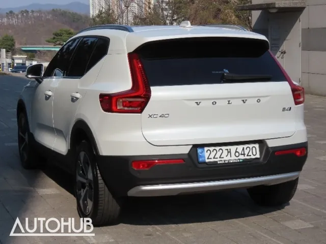 Volvo Xc40 2022 photo 4