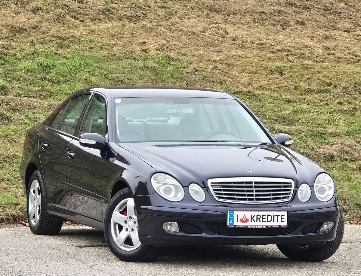 Mercedes-Benz E-Class 2003 photo 2