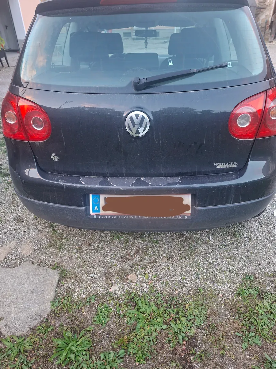 Volkswagen Golf 2005 photo 2