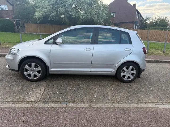 Volkswagen Golf Plus 2008 photo 3
