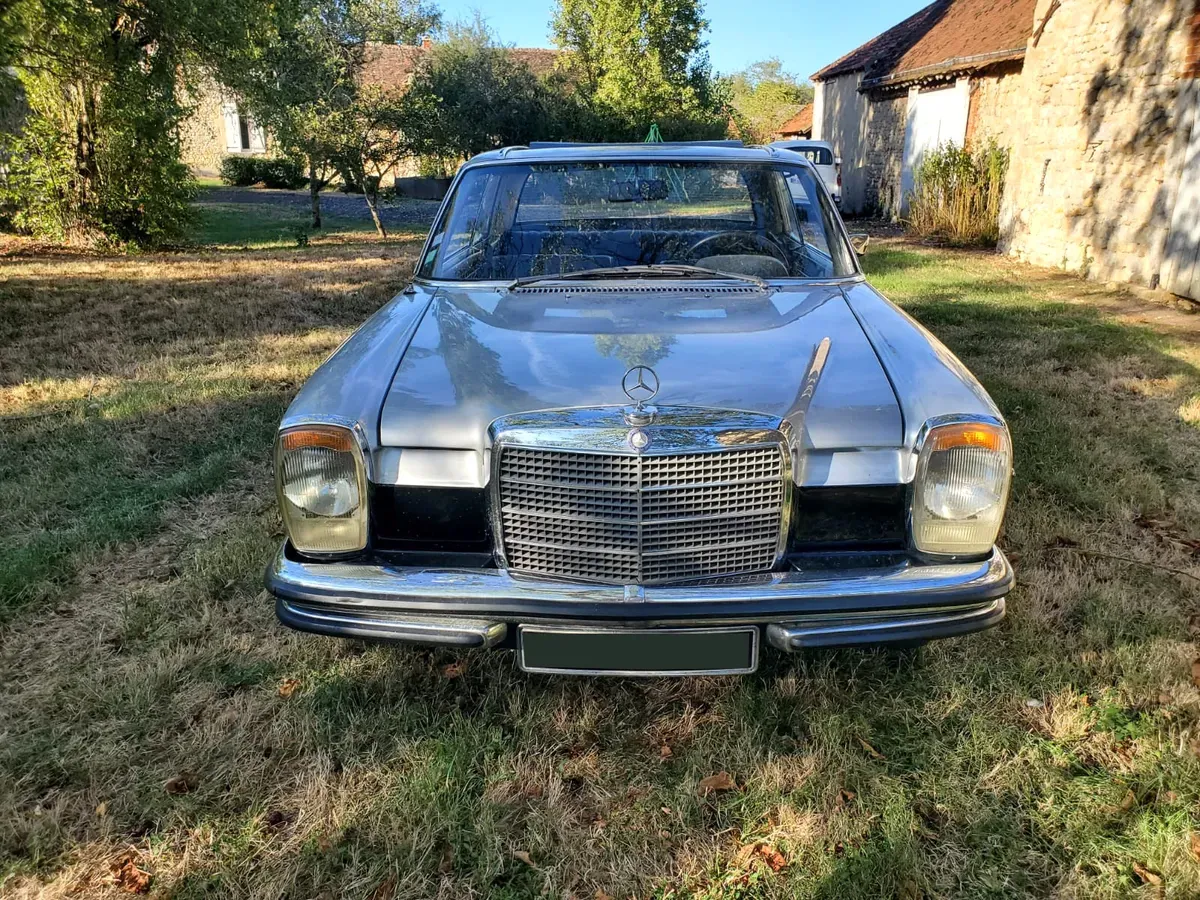 Mercedes-Benz C-Class 1971 photo 2