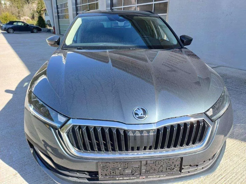 Skoda Octavia 2021 photo 3