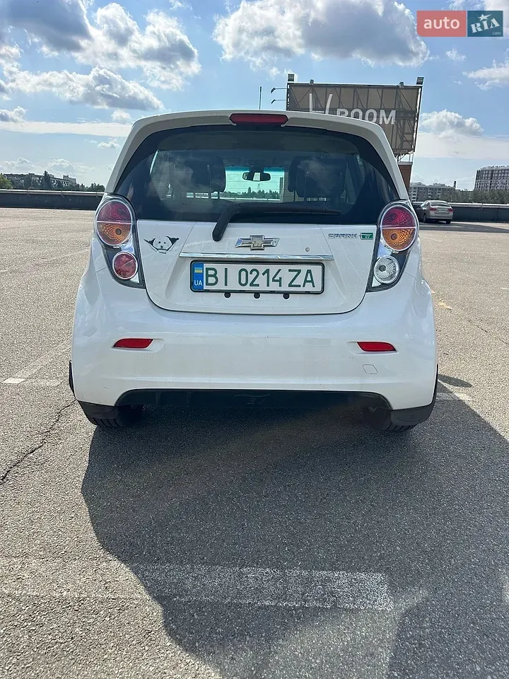Chevrolet Spark 2016 photo 4