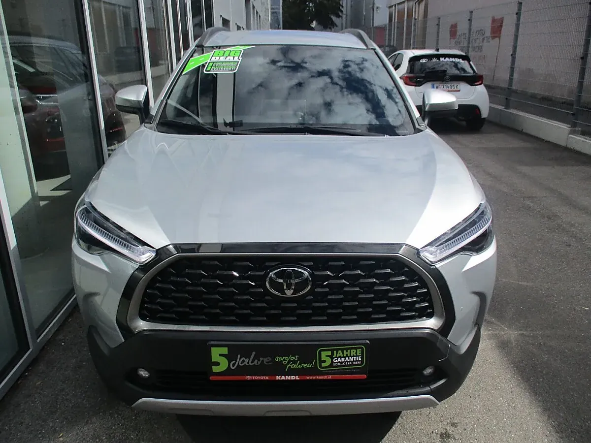 Toyota Corolla Cross 2025 photo 3