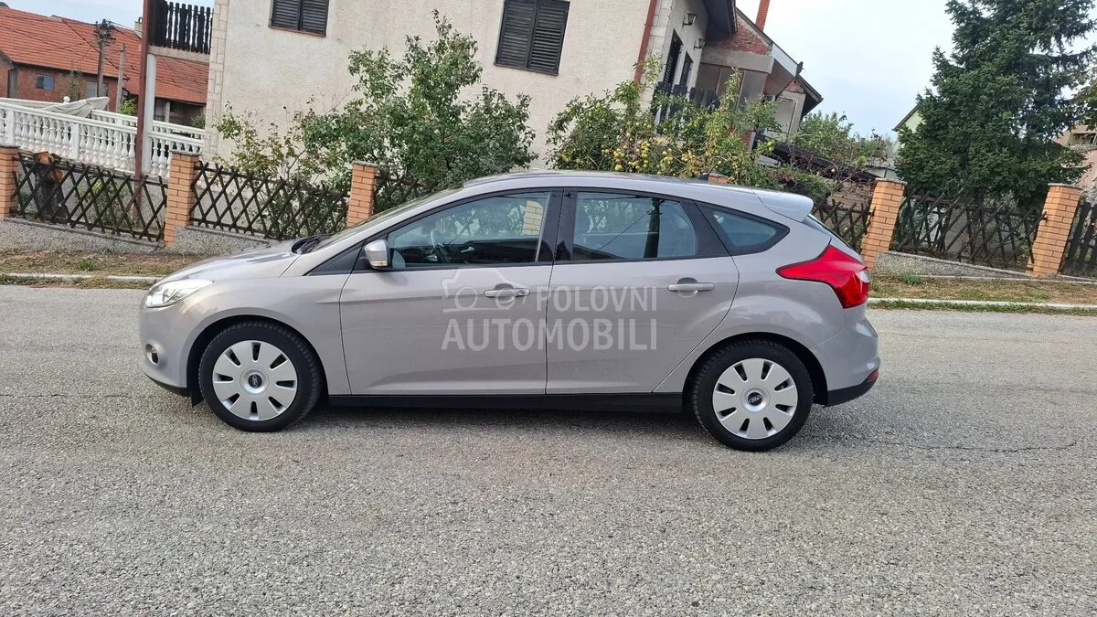 Ford Focus 2013 photo 5