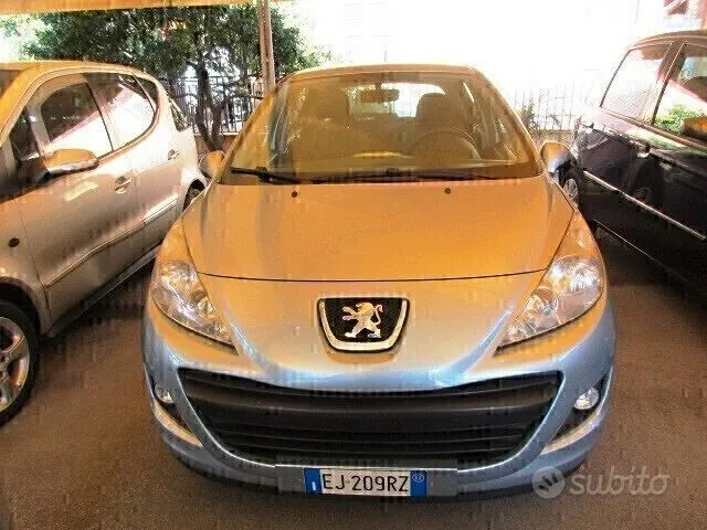 Peugeot 207 2011 photo 3