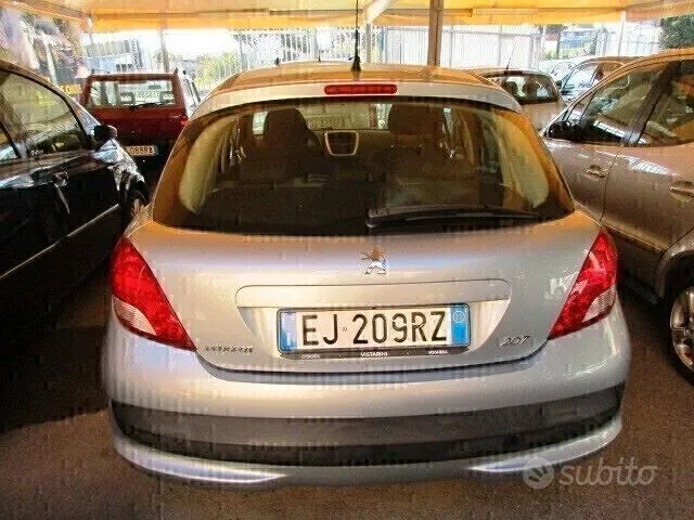 Peugeot 207 2011 photo 5