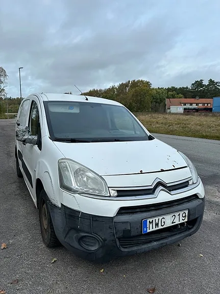 Citroen Berlingo 2012 photo 2