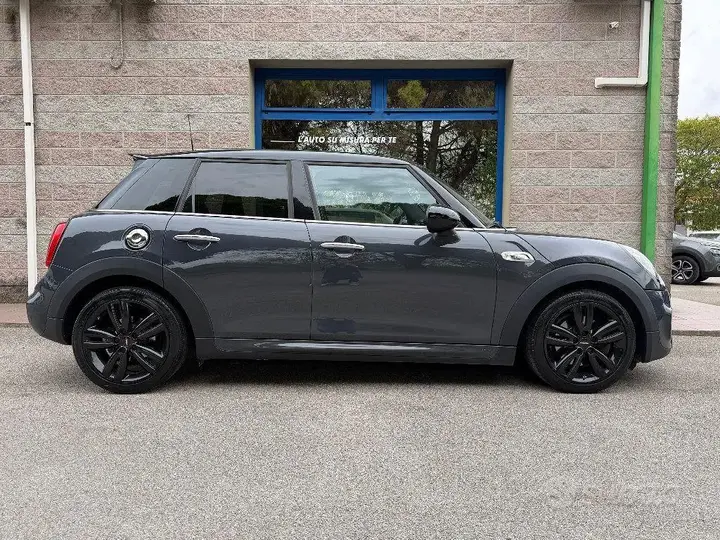 Mini Cooper S 2017 photo 2