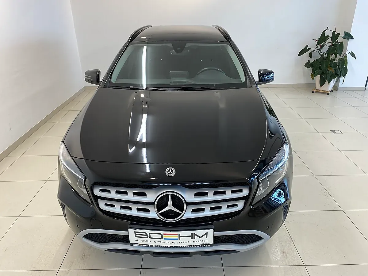 Mercedes-Benz Gla 2018 photo 2