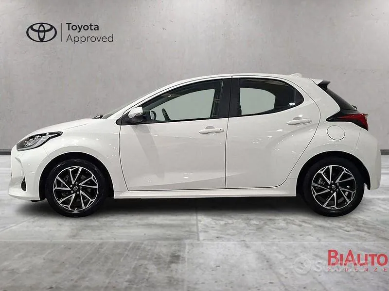 Toyota Yaris 2022 photo 3