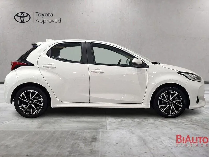 Toyota Yaris 2022 photo 4