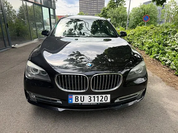 BMW 740I 2012 photo 2