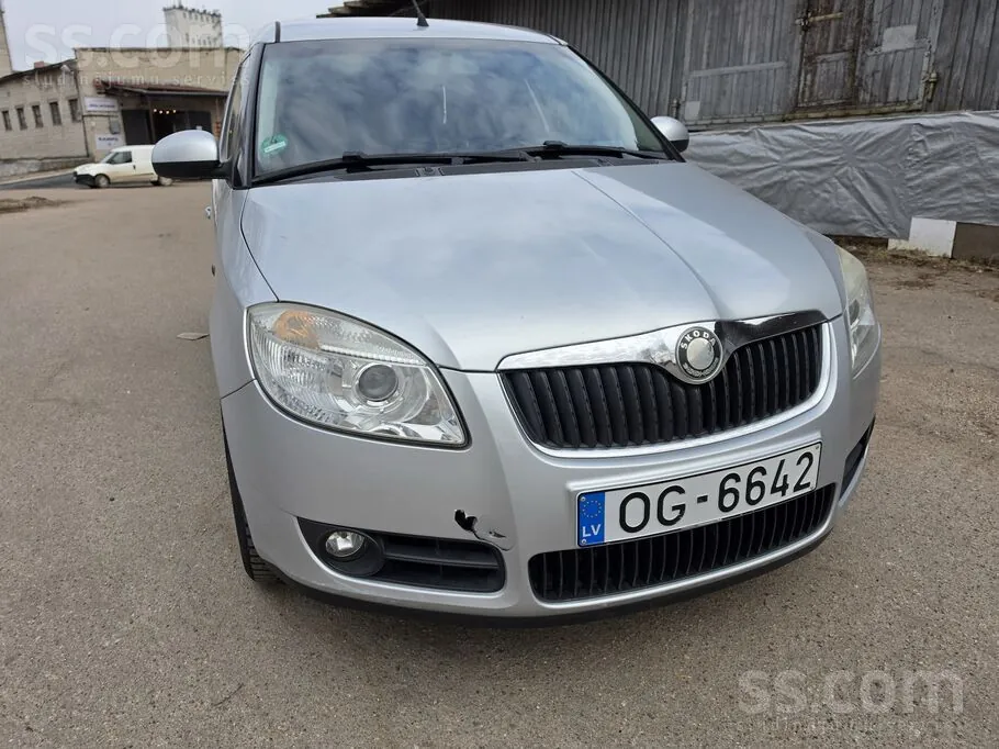 Skoda Roomster 2007 photo 3
