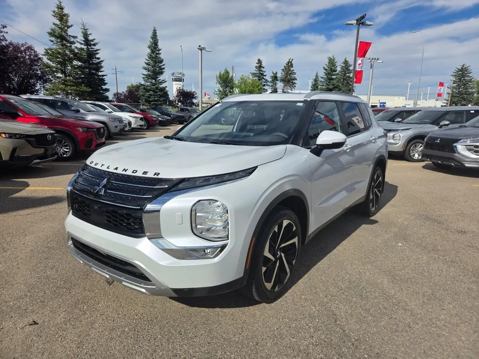 Mitsubishi Outlander 2023 photo 3