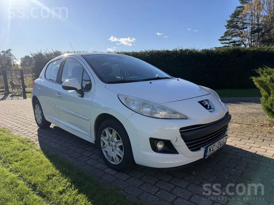 Peugeot 207 2011 photo 4
