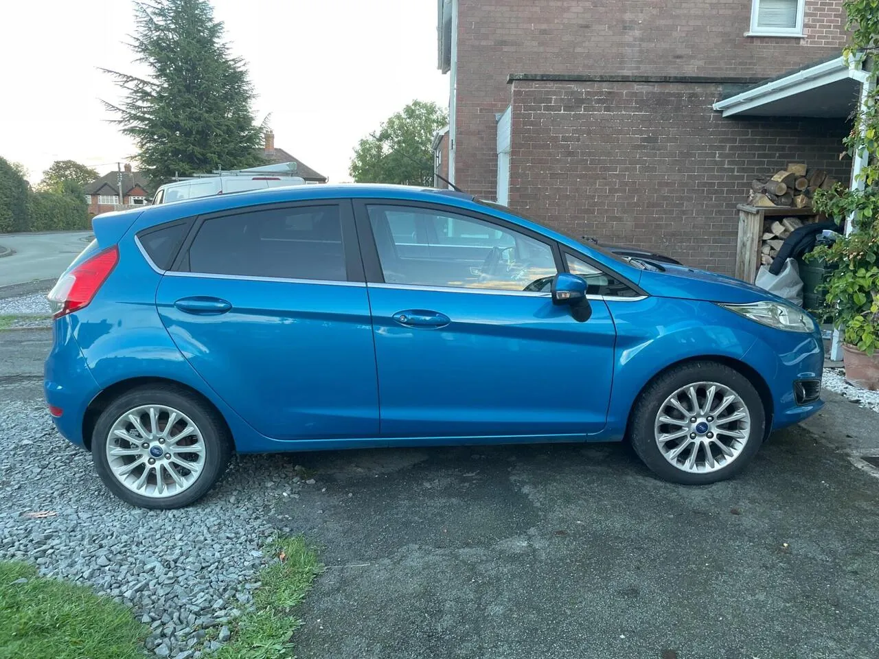Ford Fiesta 2013 photo 5