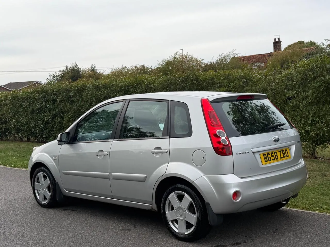 Ford Fiesta 2008 photo 3