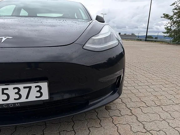 Tesla Model 3 2021 photo 4