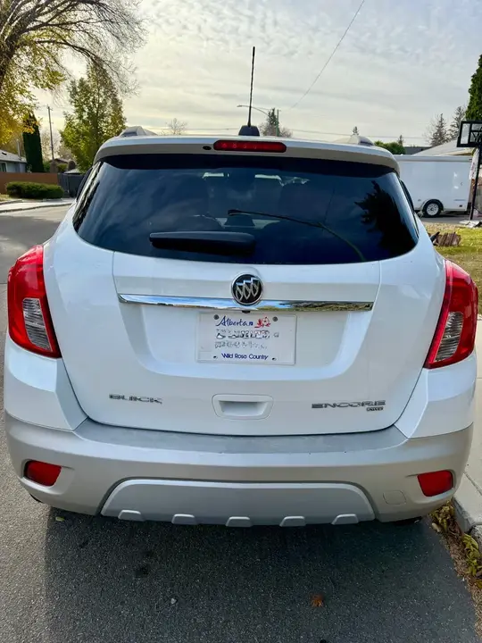 Buick Encore 2015 photo 2
