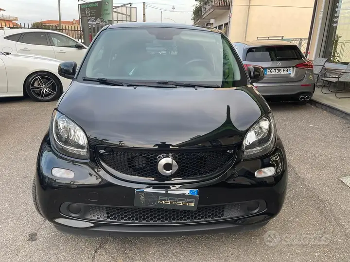 Smart Forfour 2019 photo 2