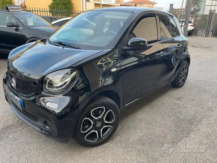 Smart Forfour 2019 photo 3