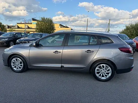 Renault Megane 2014 photo 2